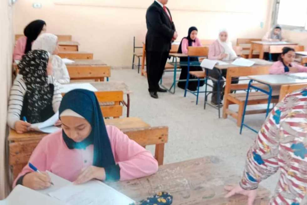 انتهاء امتحانات الشهادة الإعدادية 2025/2026.. تعرف على درجات الترم الأول 