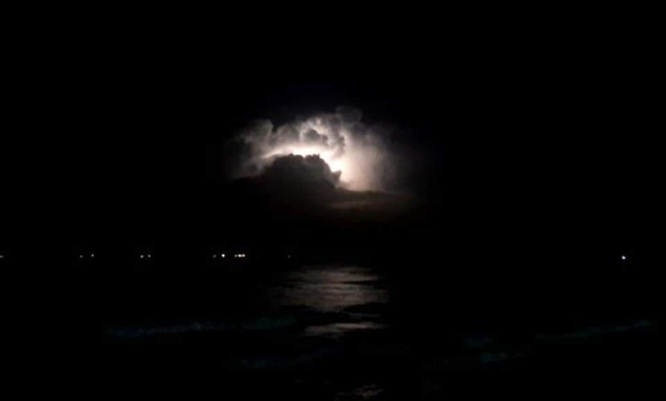 عاصفة رعدية