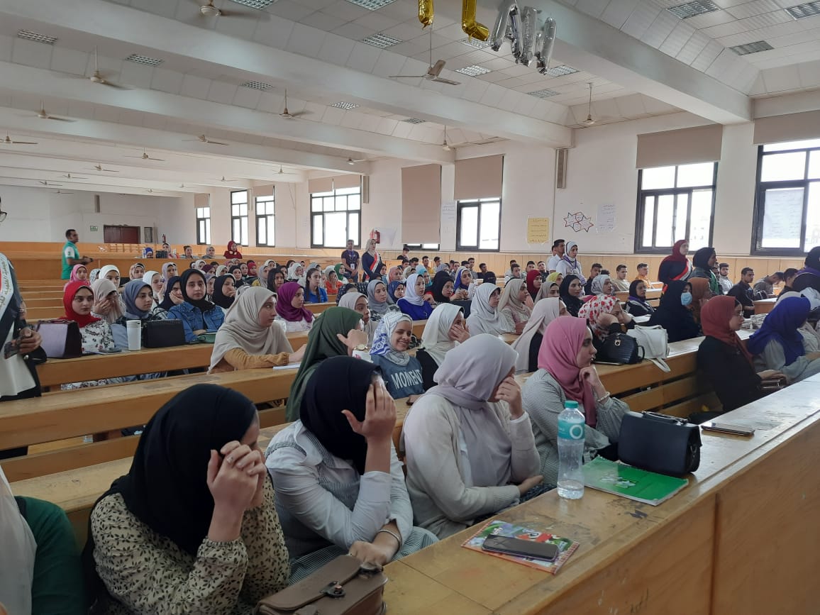 التغيرات المناخية وأثرها على البيئة .. ندوة بكلية الحقوق جامعة السادات