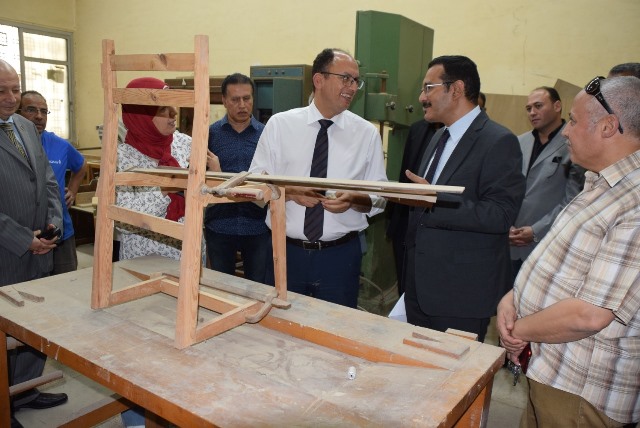 رئيس جامعة حلوان يعلن نبأ مهم عن مبانى الحرم الجامعى.. بالصور