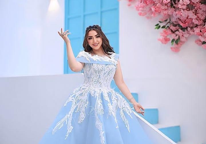 الفنانة آيه عبدالله