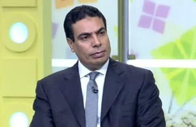 الدكتور عادل عبدالغفار