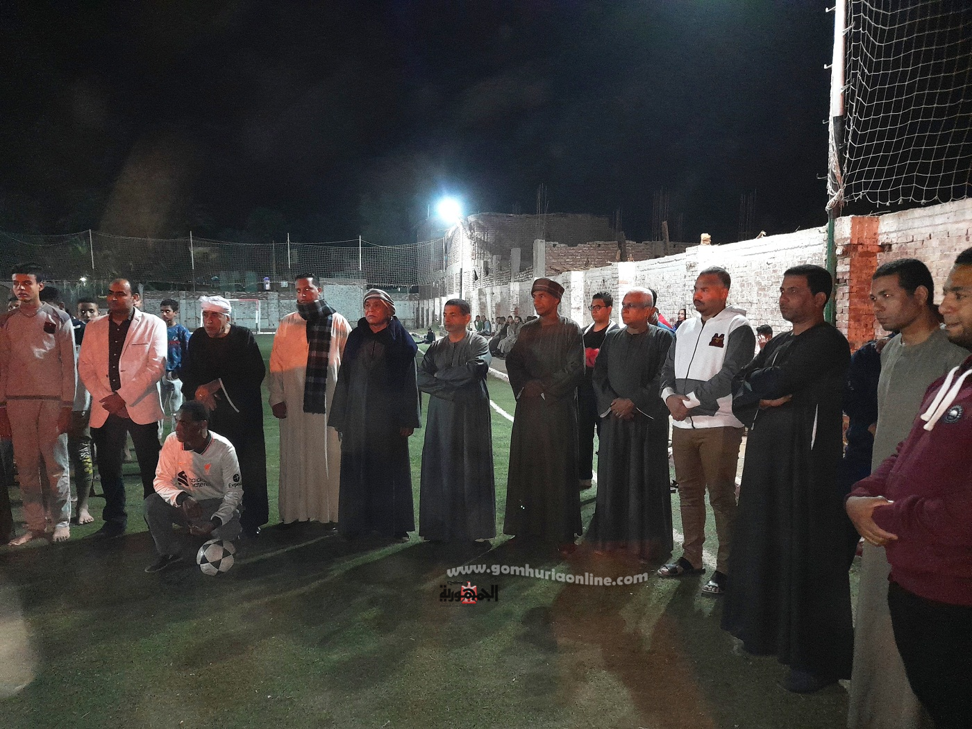 مركز شباب الأوسط قمولا بقنا ينظم دورة خماسية فى كرة القدم .. صور