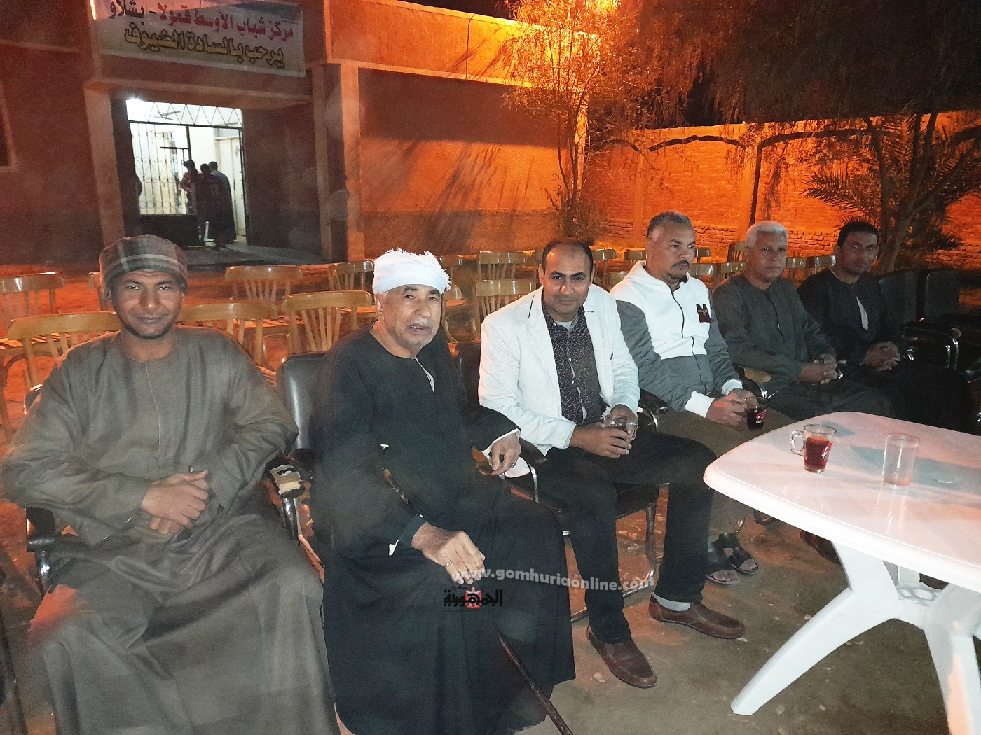 مركز شباب الأوسط قمولا بقنا ينظم دورة خماسية فى كرة القدم .. صور