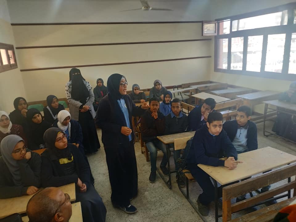 مسابقة للتحدث باللغة العربية بالسويس 