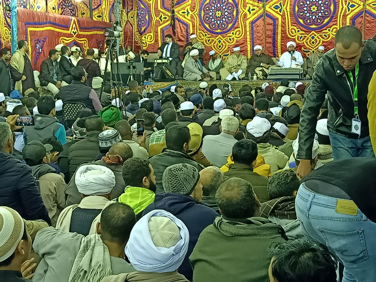 الجفرى وفاروق وزكى وابوشعر نجوم متألقة فى مولد الحسين 