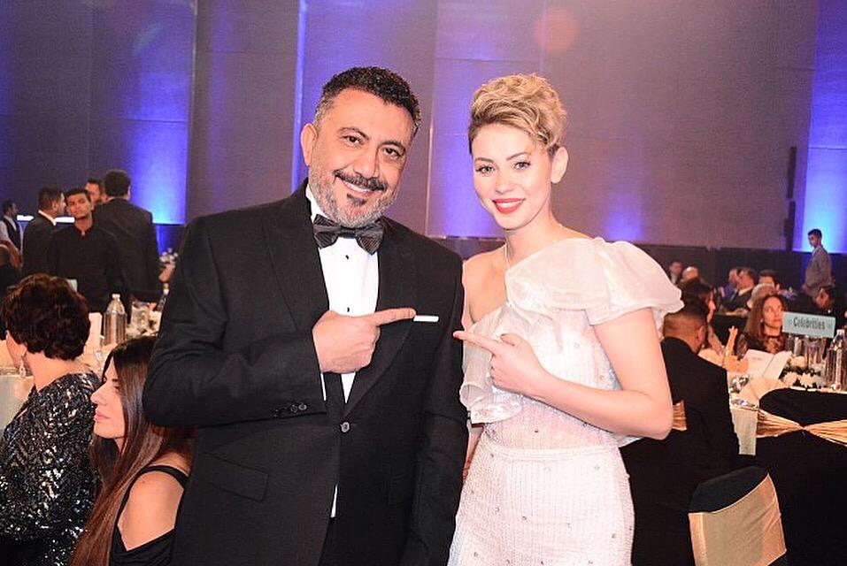 هدير نبيل تثير دهشة جمهورها على ريد كاربت دير جيست