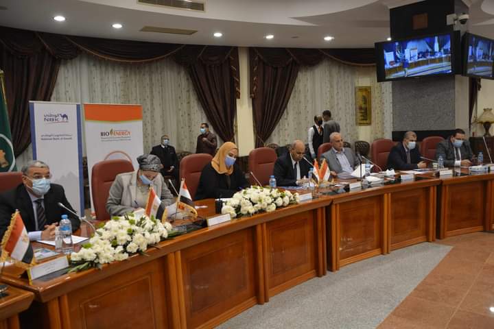 محافظ المنيا ورئيس الجامعة يستقبلان وزيري 