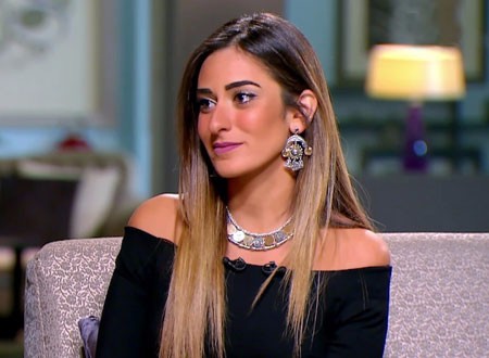 الفنانة أمينة خليل