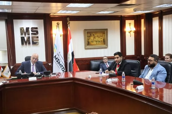 رحمي: تنسيق جهات الدولة لدعم رواد الأعمال وتسهيل تصدير منتجاتهم 