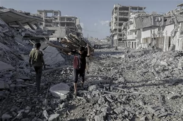 بلومبرج: أمريكا وحلفاؤها يخططون لمؤتمر لإعادة إعمار غزة الشهر المقبل 