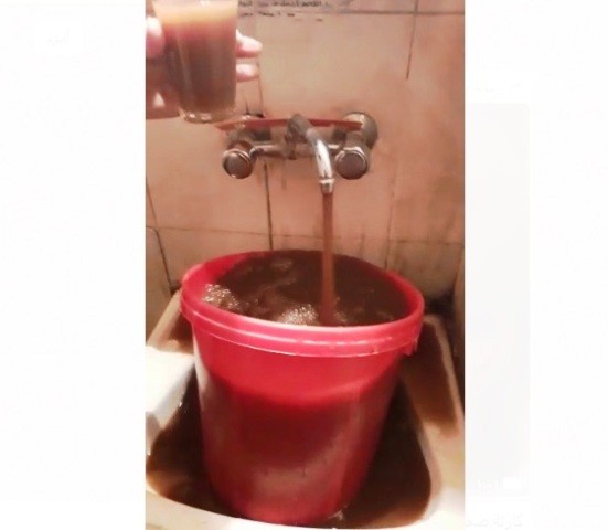 الأهالى يستغيثون بوزير الإسكان انقذونا من الموت البطئ بالفيديو