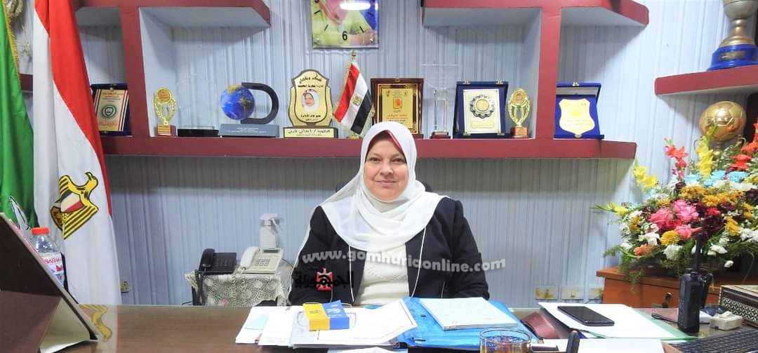 الدكتورة أمانى قرنى وكيل وزارة التربية والتعليم بالمنوفية
