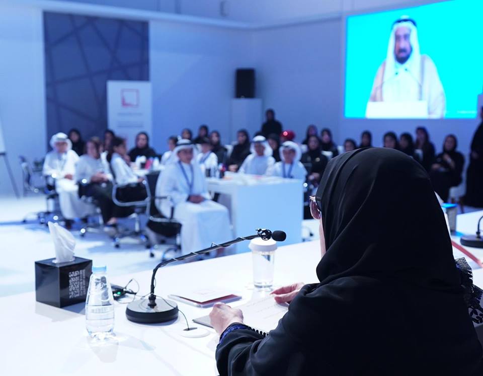 الشيخة جواهر بنت محمد القاسمي في لقاء مع الشباب