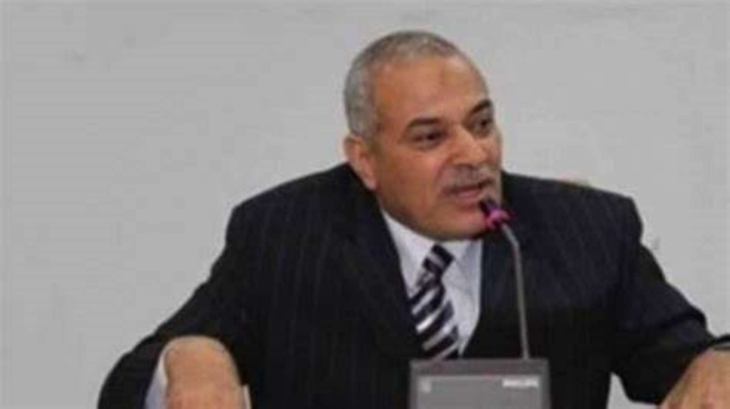 الدكتور عبد العزيز السيد رئيس شعبة الثروة الداجنة بغرفة القاهرة التجارية