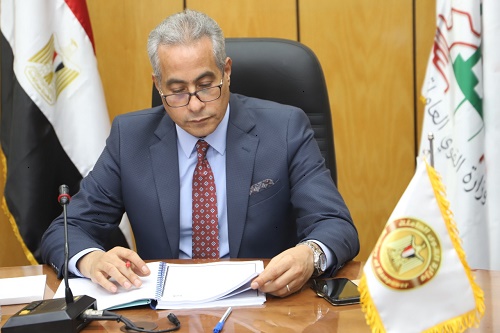 وظائف في 13 محافظة وتاهيل 305 إمرأة.. ابرز حصاد وزارة العمل في اسبوع