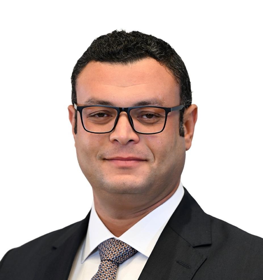 المهندس شريف الشربيني وزير الإسكان والمرافق والمجتمعات العمرانية