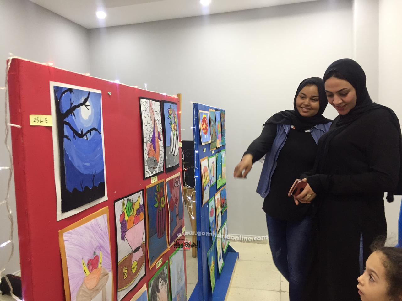 بالصور .. معرض فني للأطفال في أسوان