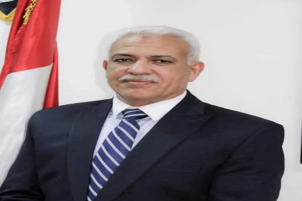 ايمن موسى مدير تعليم القاهرة