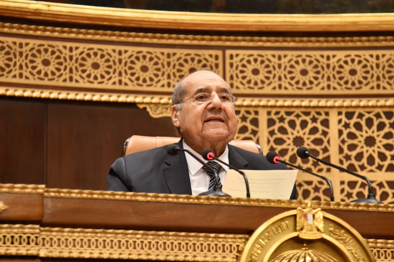 المستشار عبد الوهاب عبد الرازق رئيس مجلس الشيوخ