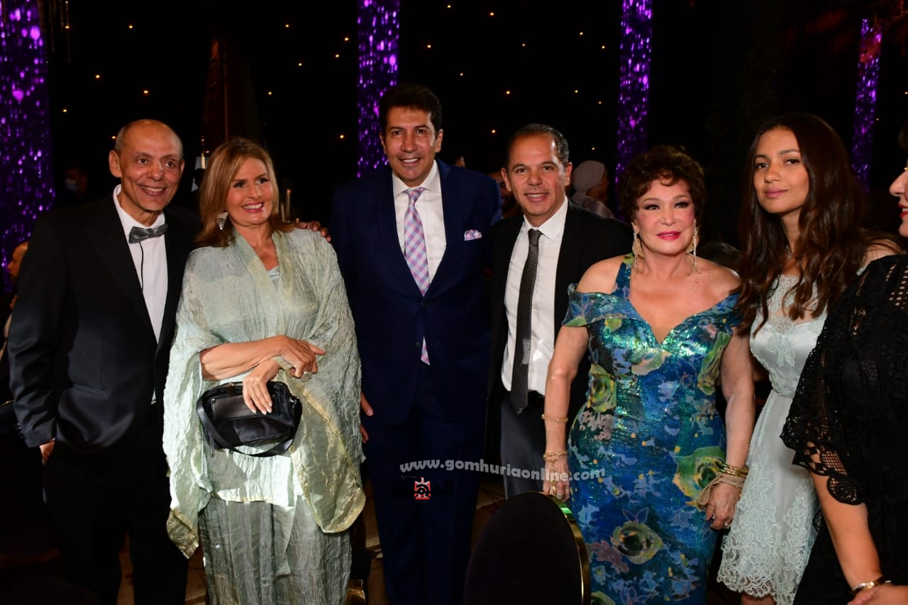 بالصور.. نحوم الفن والمشاهير في زفاف ابنة عصام إمام شقيق الزعيم 