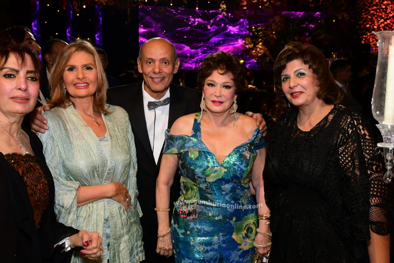 بالصور.. نحوم الفن والمشاهير في زفاف ابنة عصام إمام شقيق الزعيم 