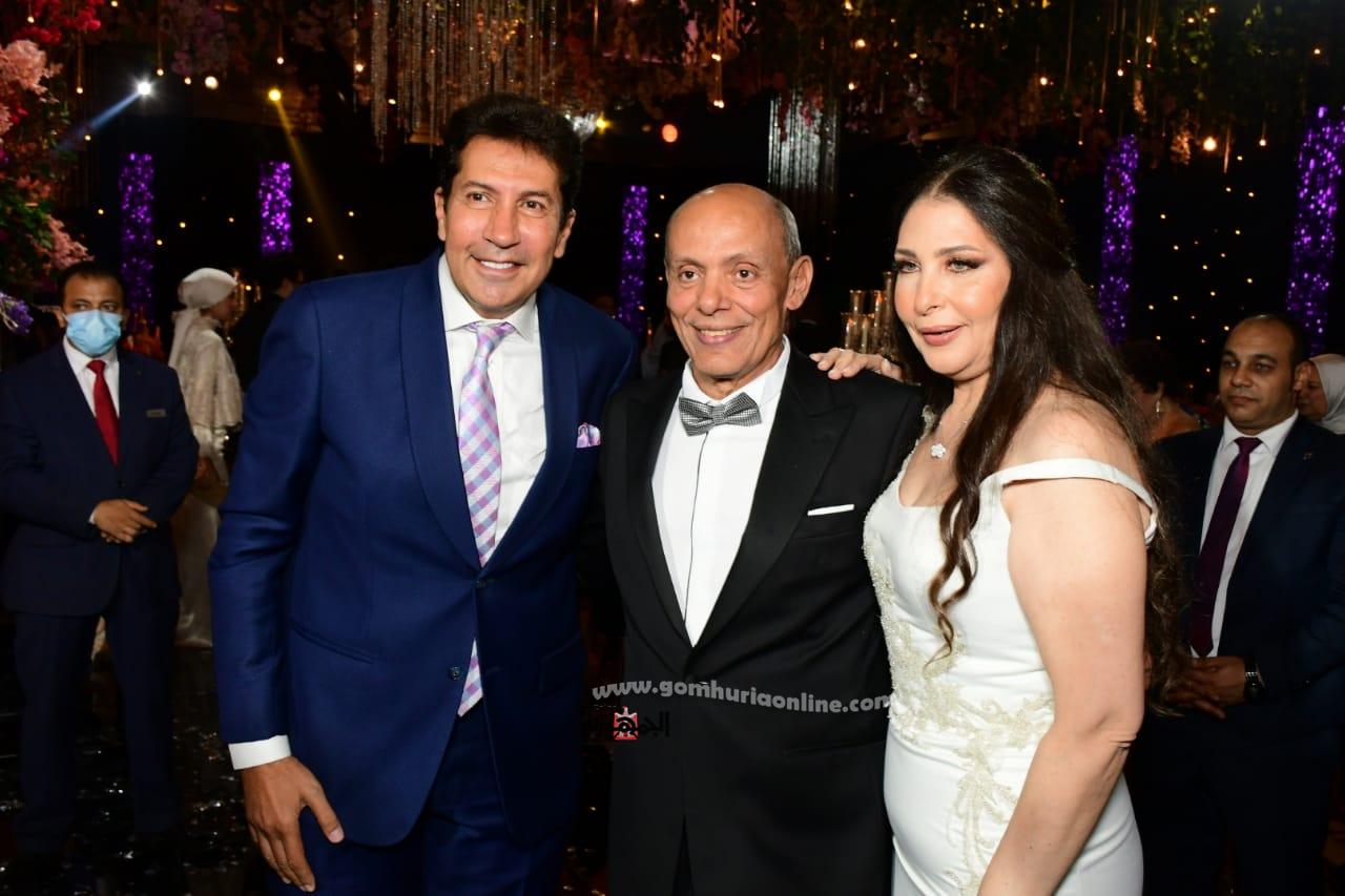 بالصور.. نحوم الفن والمشاهير في زفاف ابنة عصام إمام شقيق الزعيم 