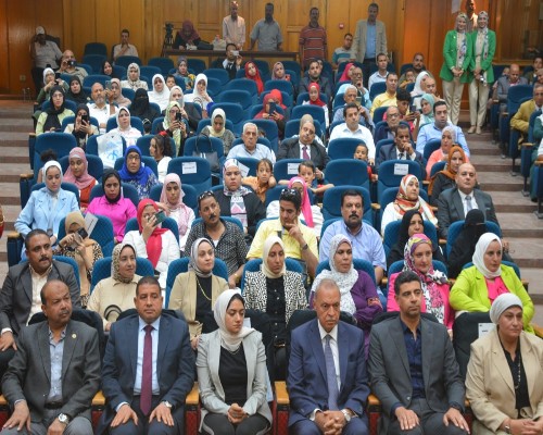 محافظ القليوبية يُكريم اوائل الشهادات العامة والازهرية والدبلومات