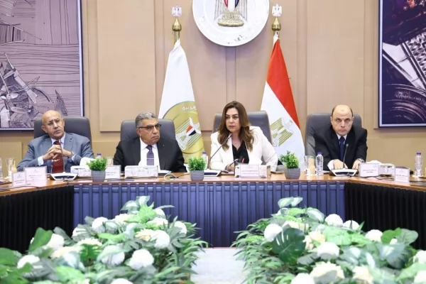 وزيرة التنمية المحلية والبيئة تعلن موعد انتهاء مشروع تطهير مصرف كيتشنر