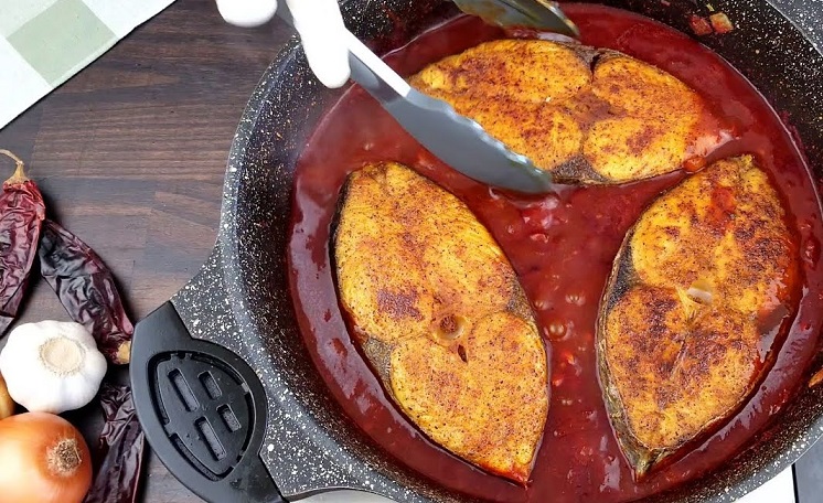 سمك بالطريقة اليمنية 