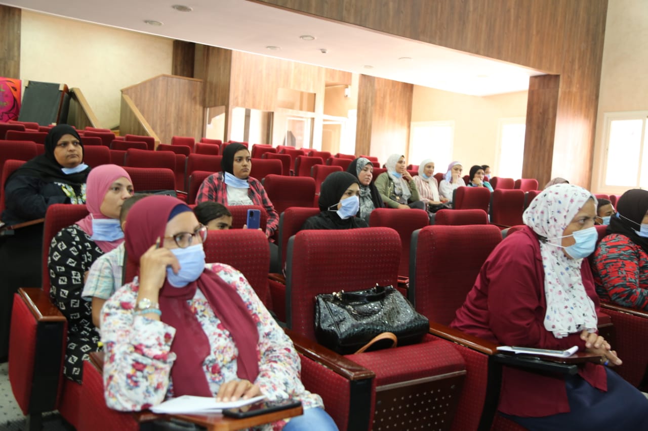 قومي المرأة يعقد ندوة عن مخاطر الحروق وتقبل المصابين في المجتمع