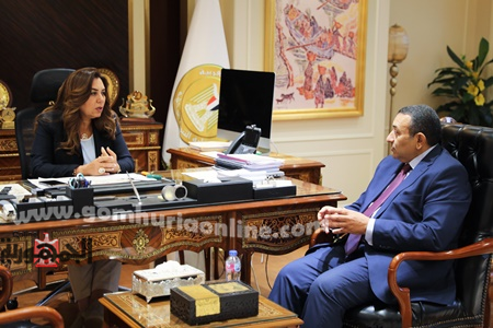 وزيرة التنمية المحلية و نقيب أطباء أسنان القاهرة