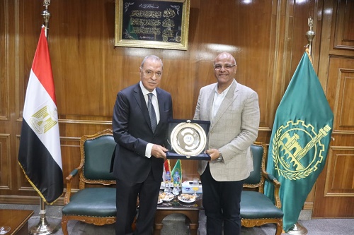 المهندس أيمن عطية  محافظ القليوبية 