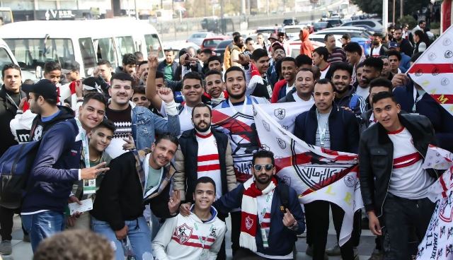 جماهير الزمالك فى طريفها لمدينة المحلة لمؤازرة الفريق