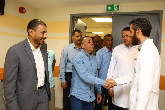 الأمين العام للمجلس الأعلى للآثار يزور مستشفى شفاء الأورمان بالأقصر