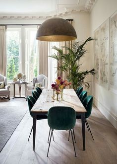 غرفه طعام أنيقه ومثاليه