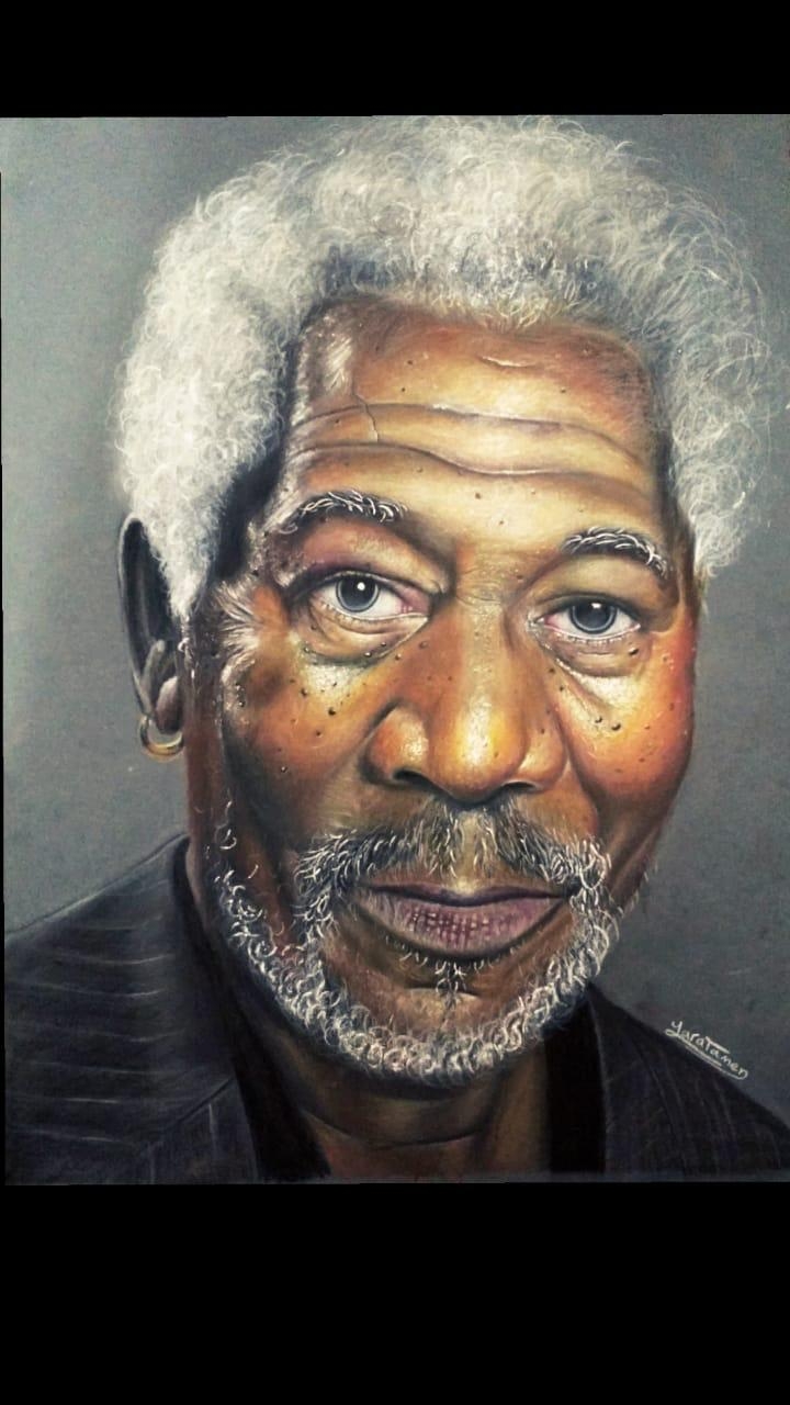 يارا تامر موهبة تحلم بإنشاء أكاديمية للرسم فى مصر