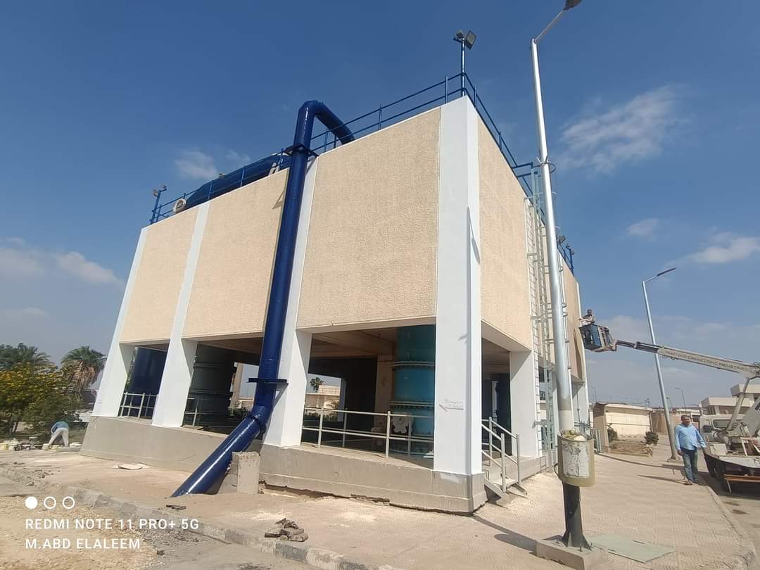 رشاد يتفقد مشروعات المياه بصحبة مساعد نائب رئيس الهيئة للمرافق