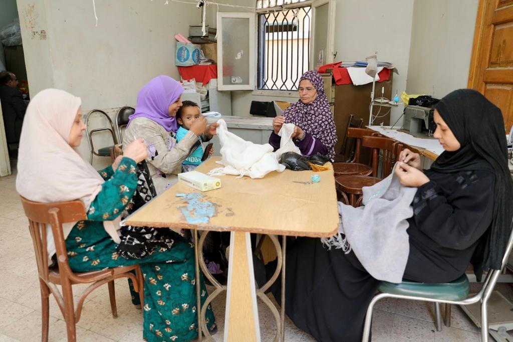 بدء أولى مراحل تسجيل علامة جماعية لحرفة التلي بإسم المرأة المصرية