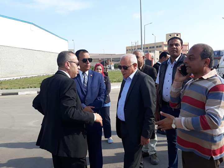 الغضبان يتفقد  54مصنع بنطاق مجمع مشروعات الصناعات الصغيرة  ببورسعيد