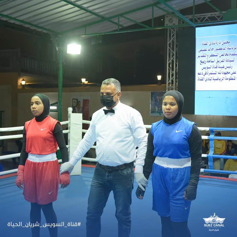 الفريق ربيع يفتتح نادي القناة للملاكمة بالإسماعيلية ..صور