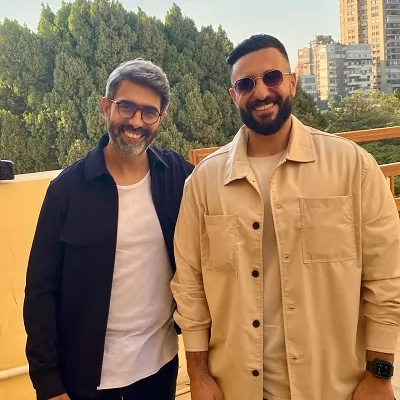 عمرو عابد ومحرر الجمهورية أونلاين 