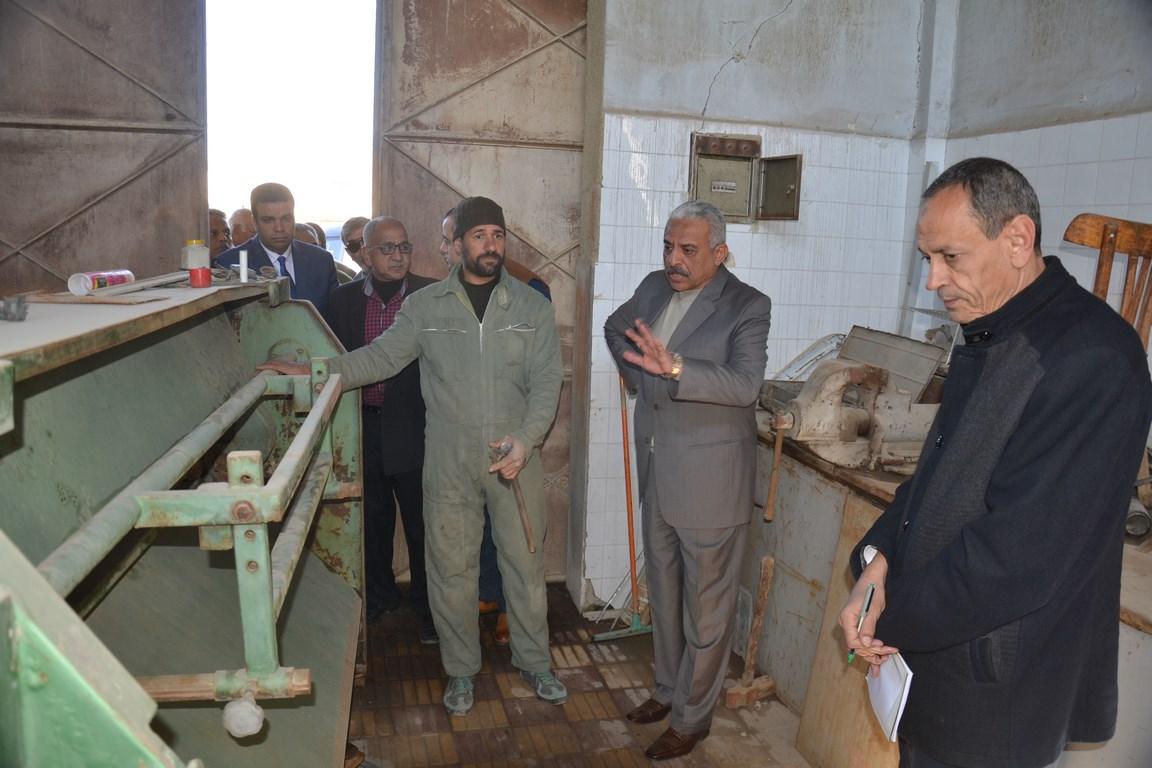 لجان لجرد مخازن وورش المحافظة والاحياء 