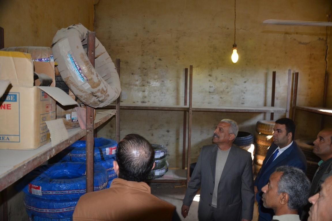 لجان لجرد مخازن وورش المحافظة والاحياء 