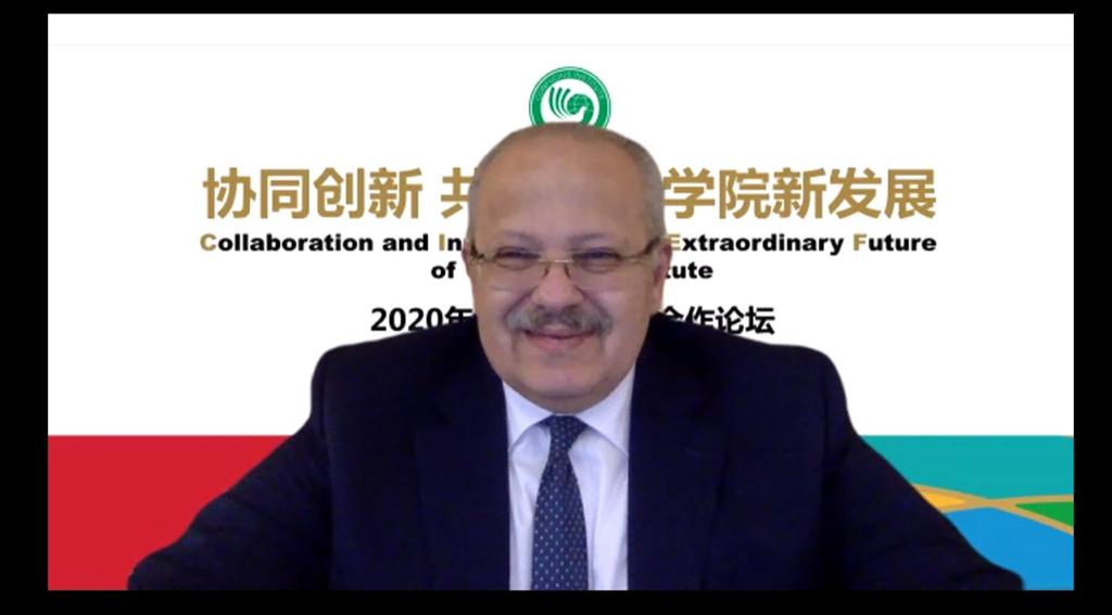 رئيس جامعة القاهرة خلال مشاركته في الفعاليات