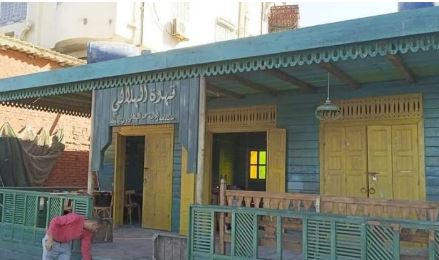 منى زكى تثير الجدل بالحجاب فى احدث ظهور لها.. صور