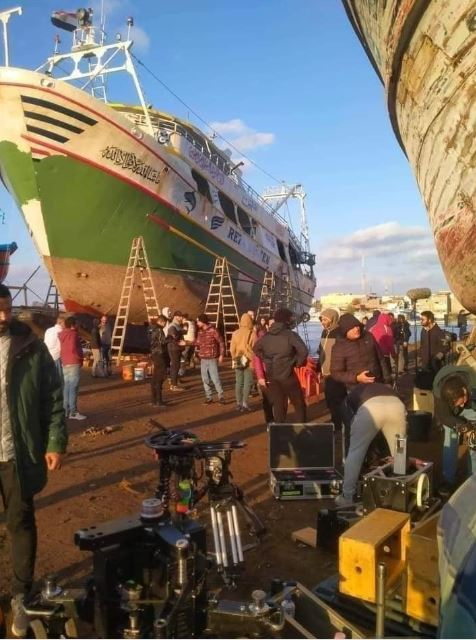 منى زكى تثير الجدل بالحجاب فى احدث ظهور لها.. صور