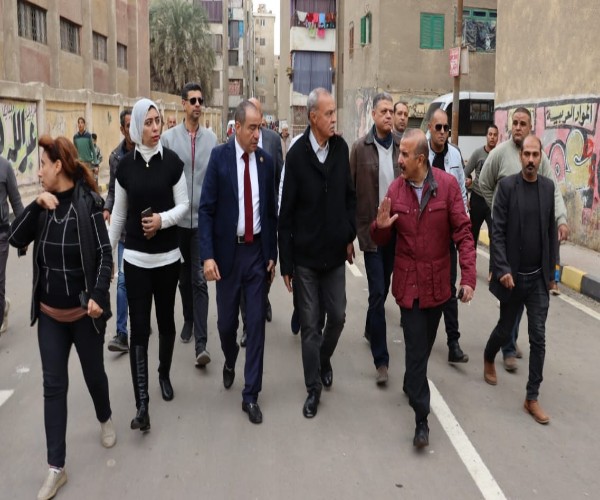 محافظ القليوبية يتفقد أعمال رصف مساكن بهتيم  إسكو بشبرا الخيمة