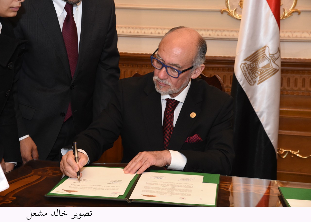 على عبد العال ورئيس مجلس النواب التشيلي يوقعان برتوكولاً للتعاون بين المجلسين