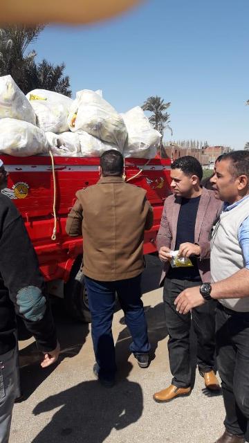 التموين : حملات على الاسواق لمنع الغش وضمان صرف السلع والخبز للمستحقين